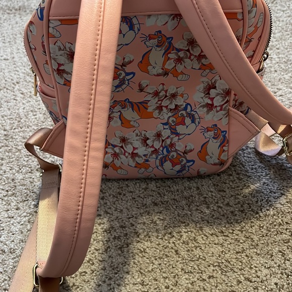 ✨RARE✨ Loungefly Disney Rajah Backpack - Picture 5 of 5